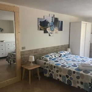 Tavolara Bed & Breakfast Puntaldia