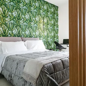  Bed & Breakfast Apartment Suite